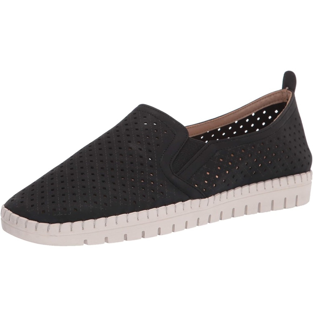 Easy Street | black slip on shoes, size 7.5